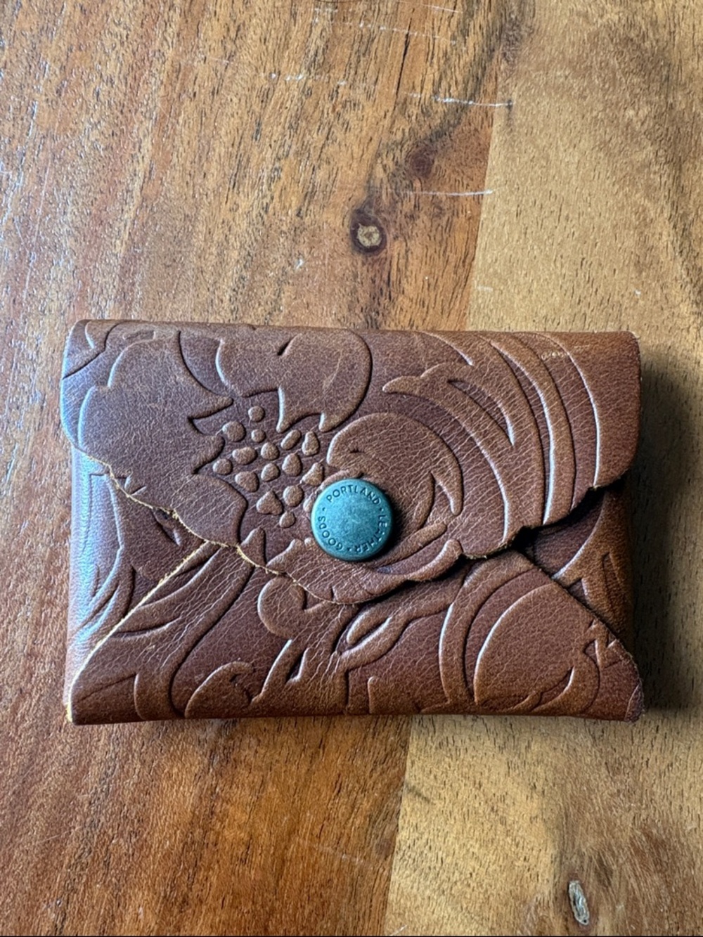 Portland Leather Brown Embossed Floral Card Wallet